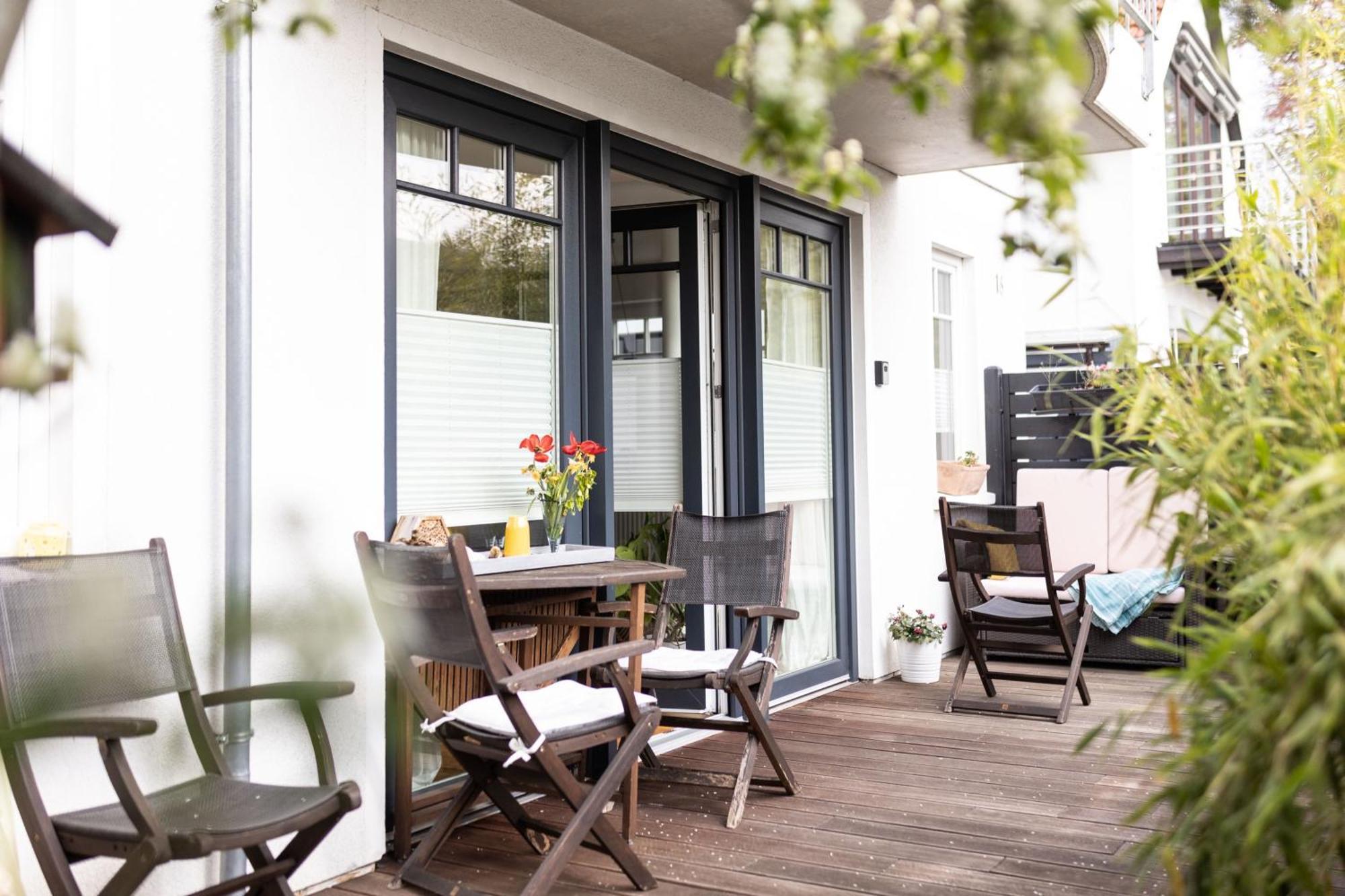 Smartfewo - Home - Zentral - Terrasse - Parkplatz Oldenburg Exterior foto
